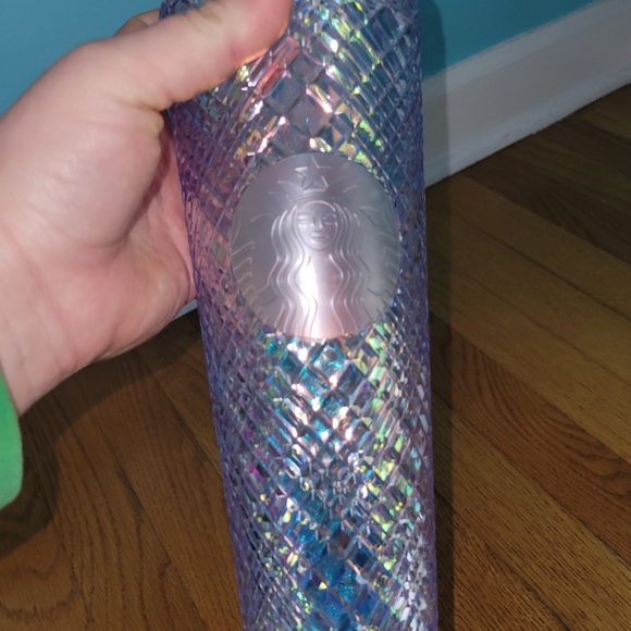 NWT Starbucks White Iridescent 24oz Tumbler & Black Keychain - Picture 3 of 5